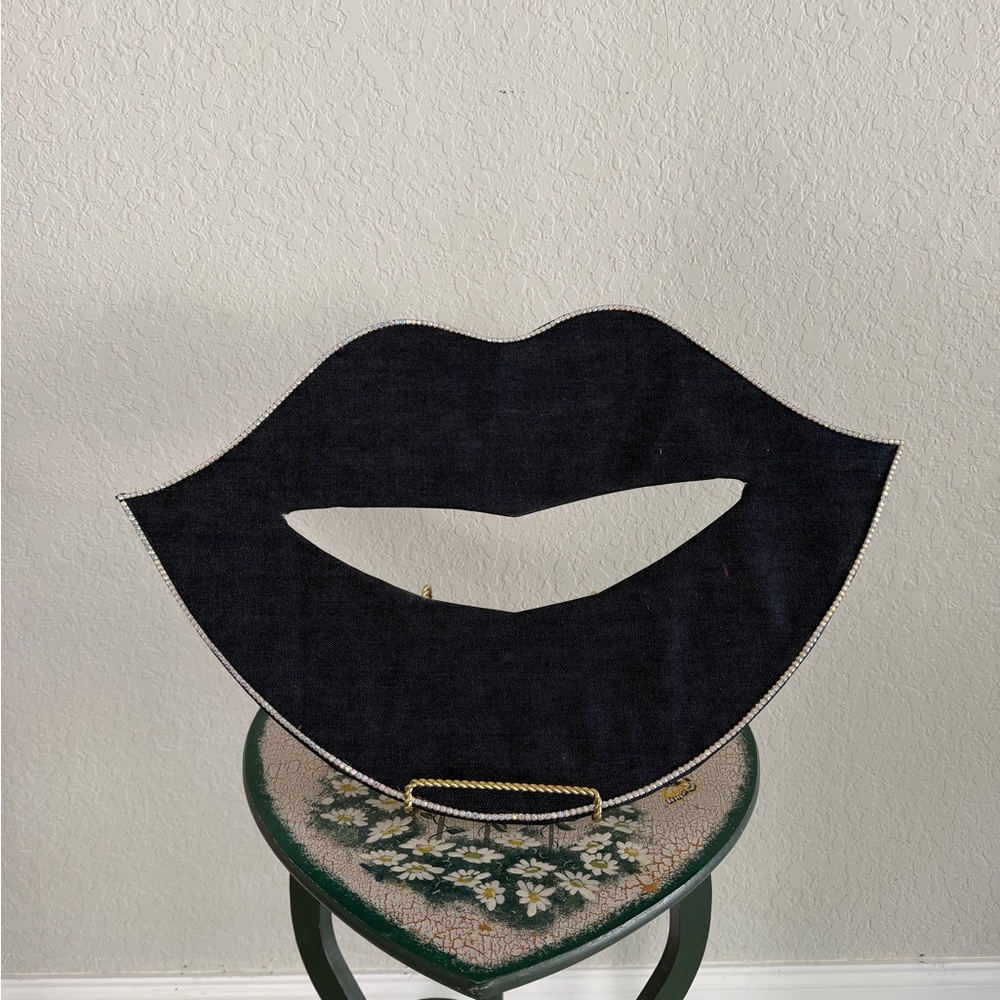 Black Lip-Shaped Clutch Wall Art